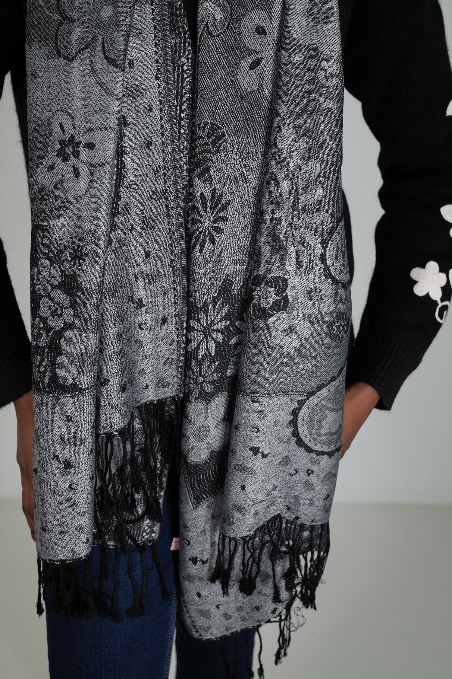 Black Azra Scarf