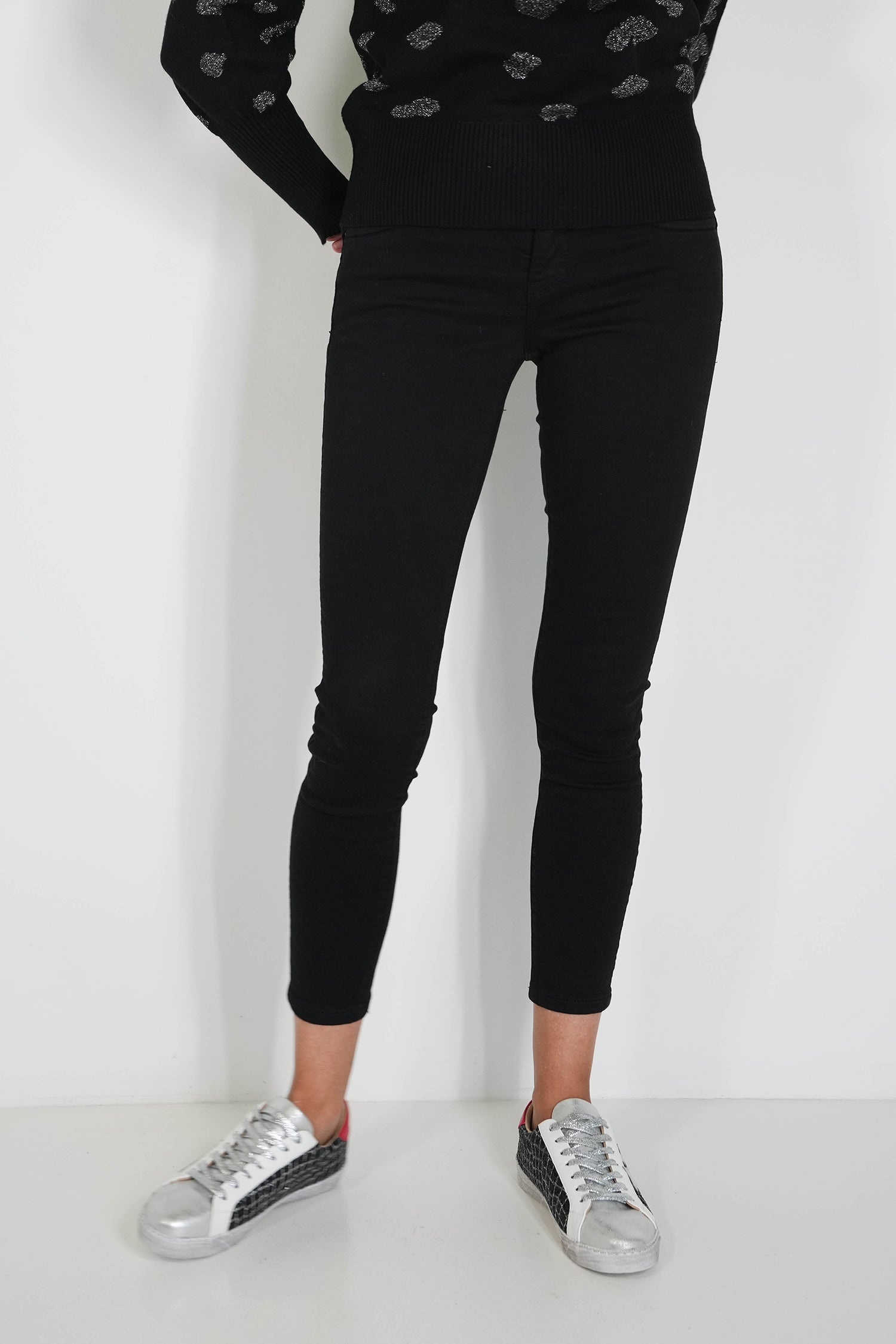 Black Skinny Jean