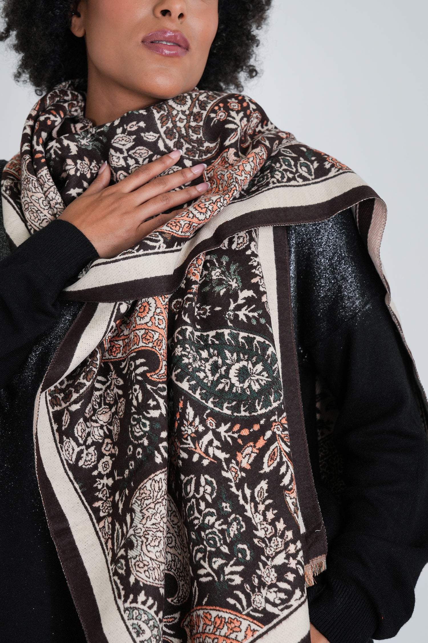Chocolate Shakira Scarf