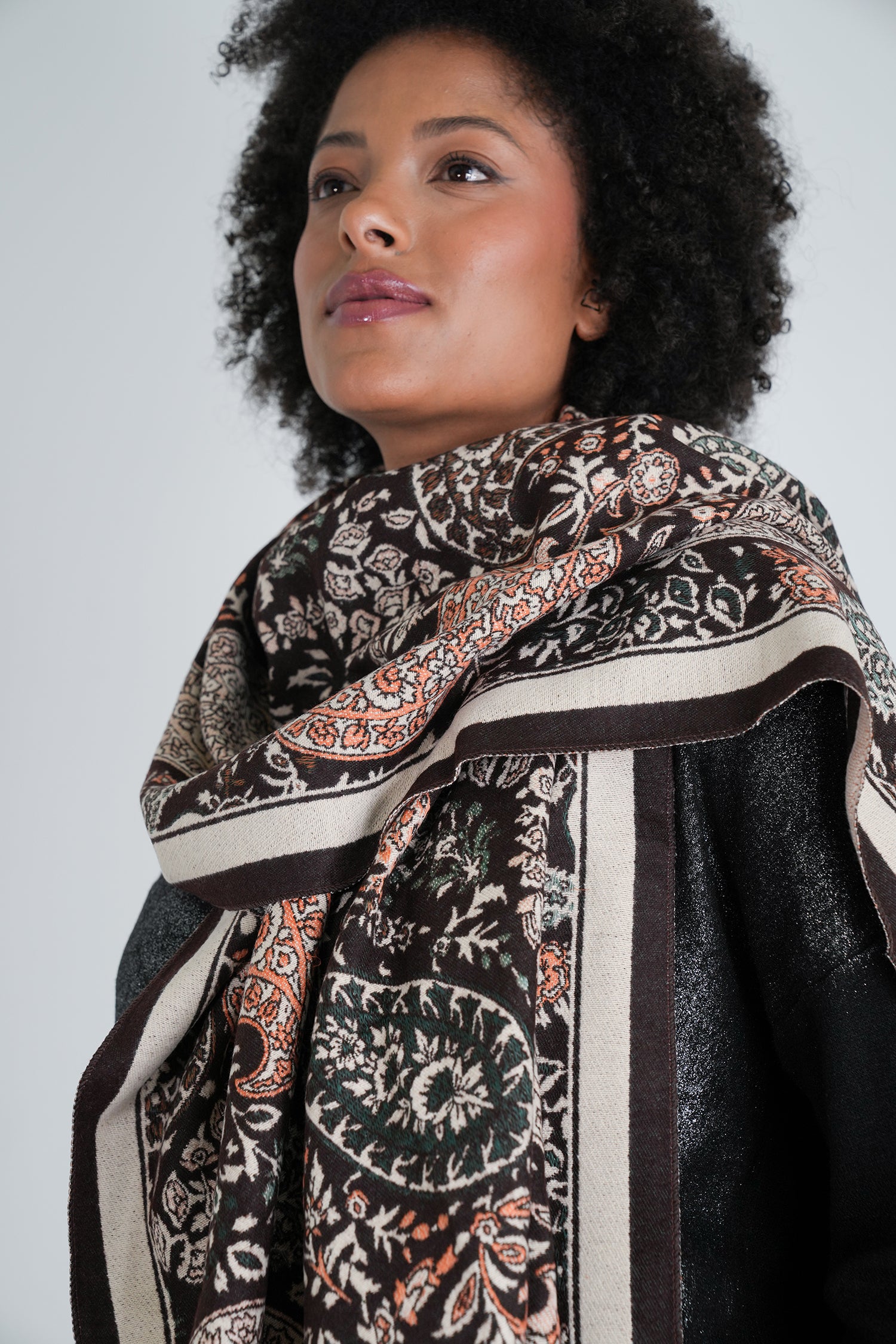 Chocolate Shakira Scarf