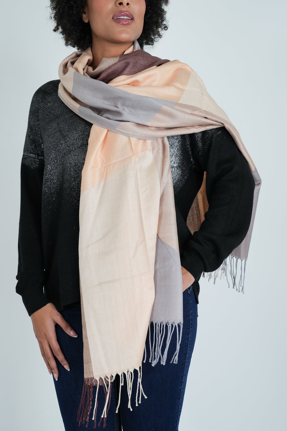 Grey and Cream Geometric Scarf