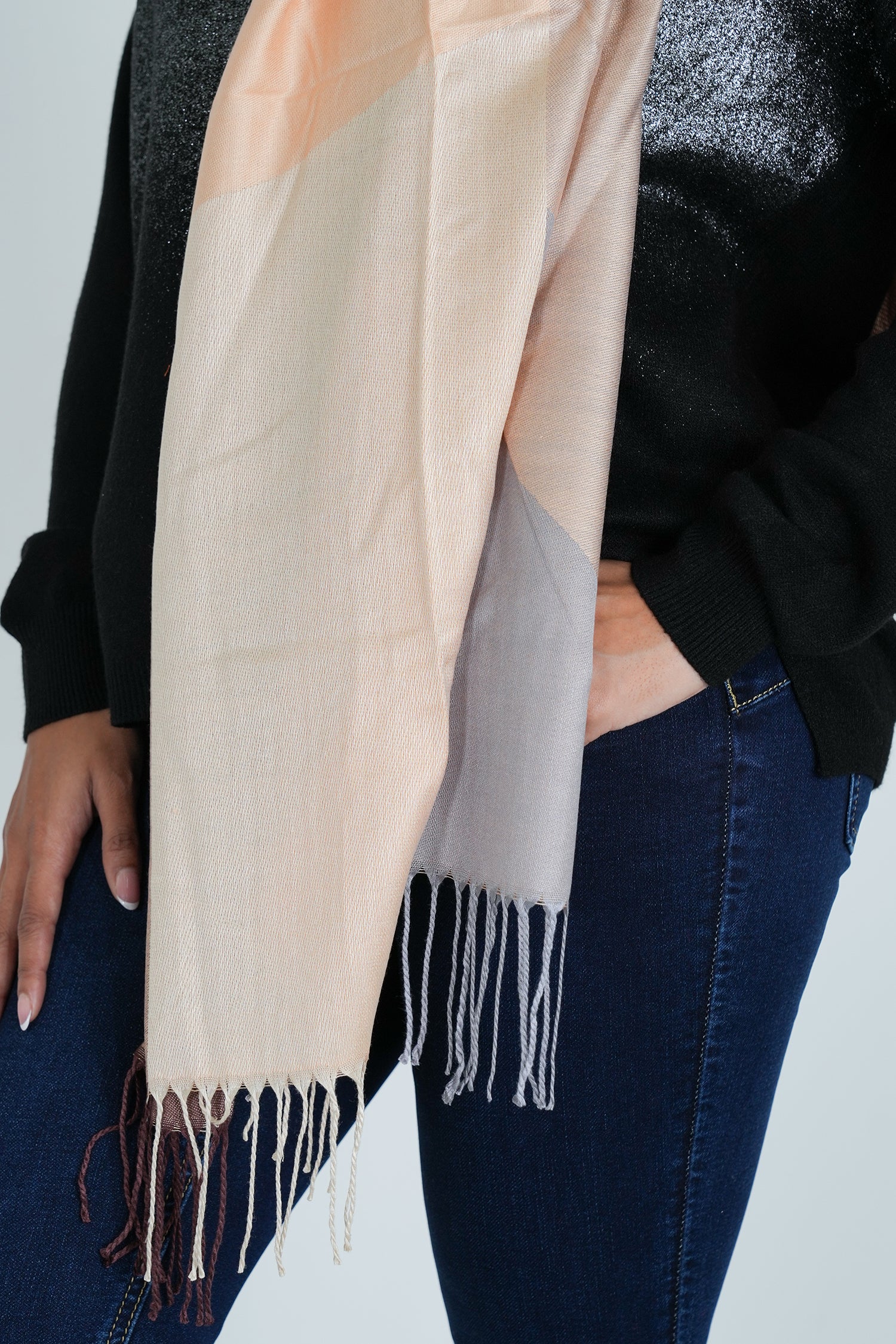 Grey and Cream Geometric Scarf