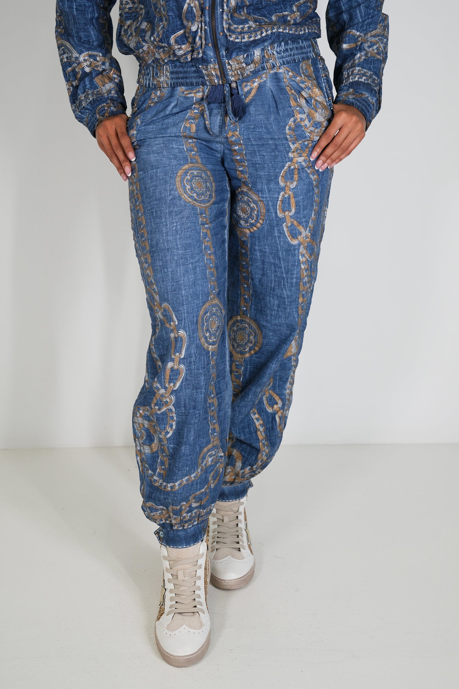 Denim Chain Cuffed Pant