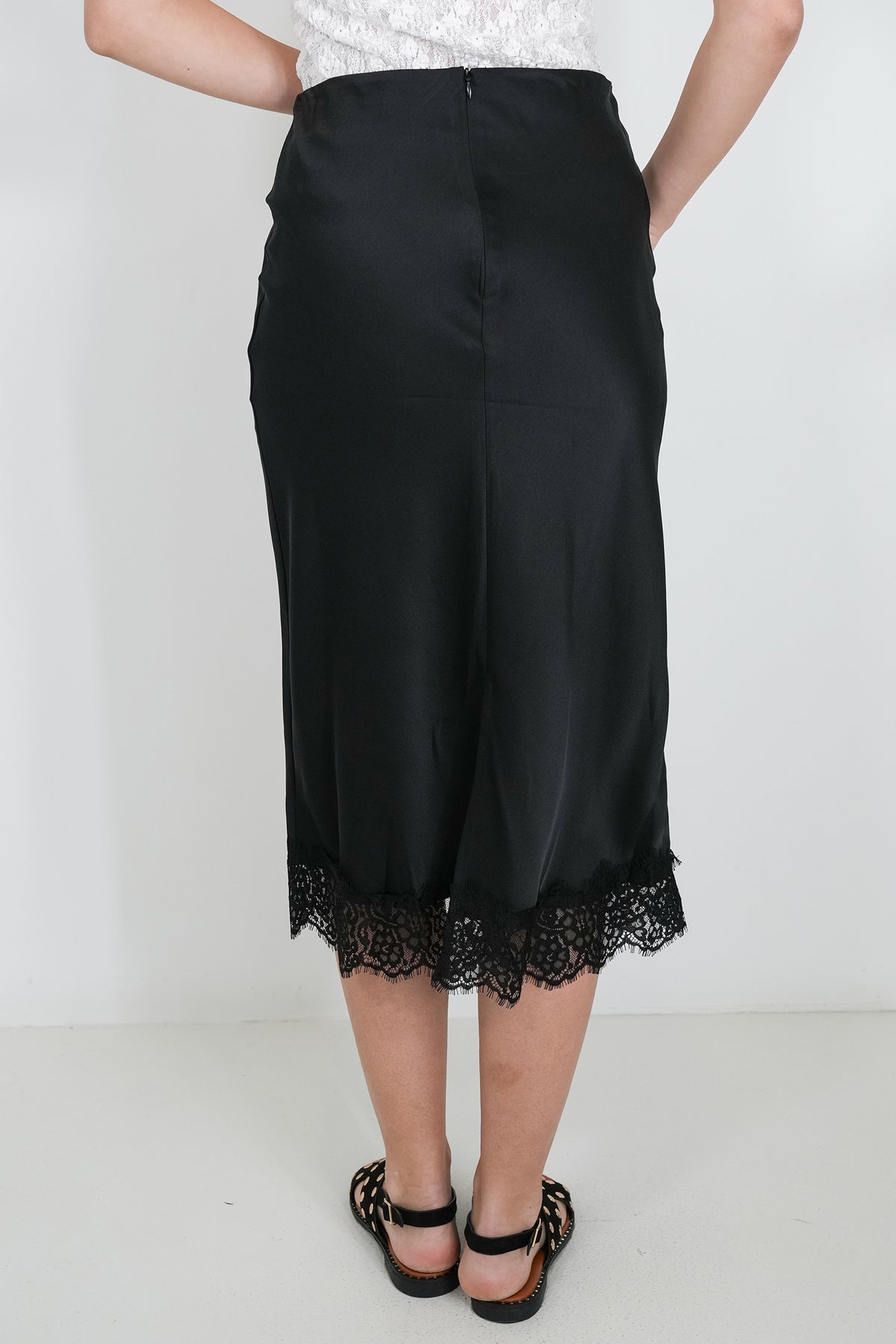 Black Lace Hem Skirt