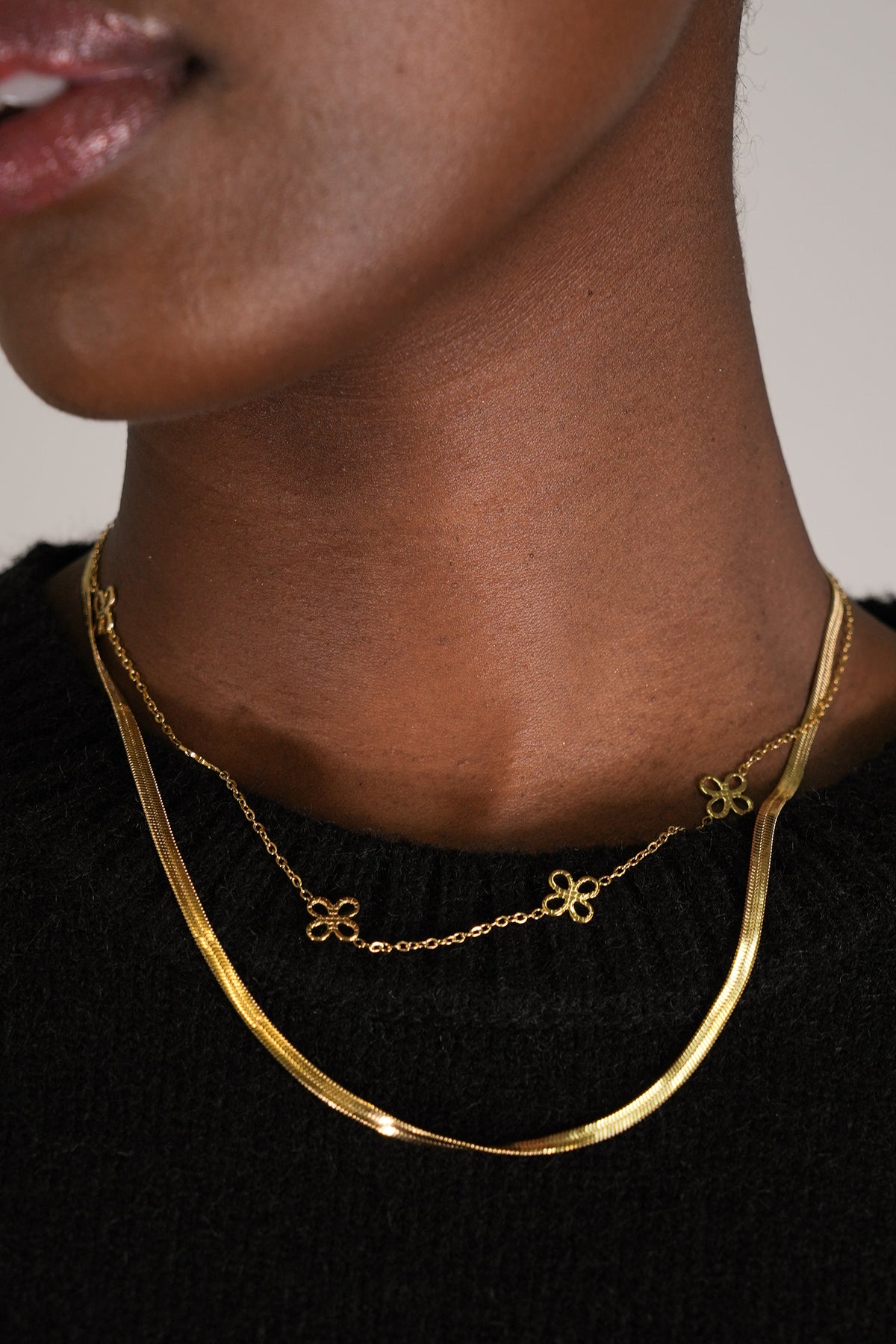 Double Stranded Daisy Necklace
