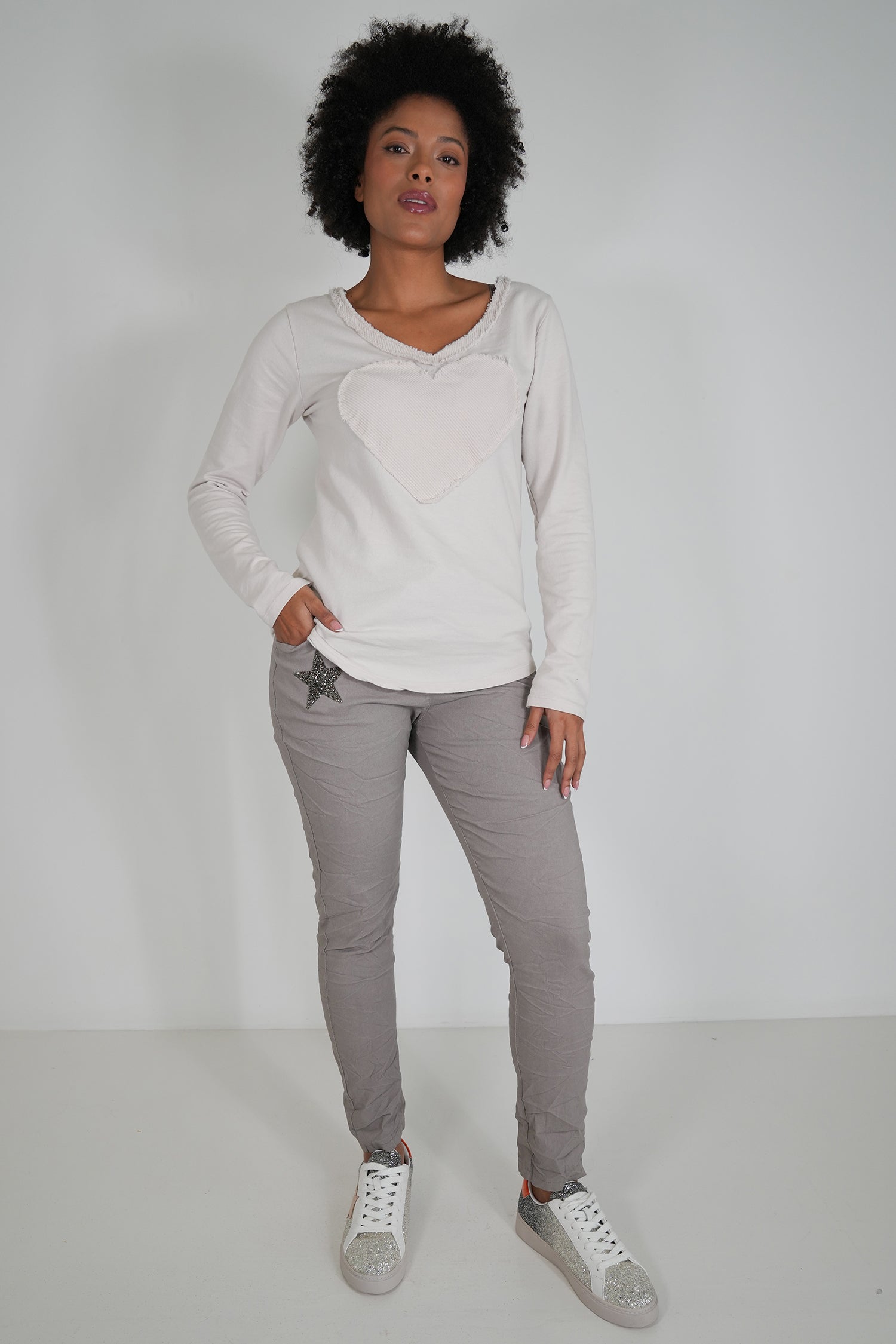 Cream Heart V Top