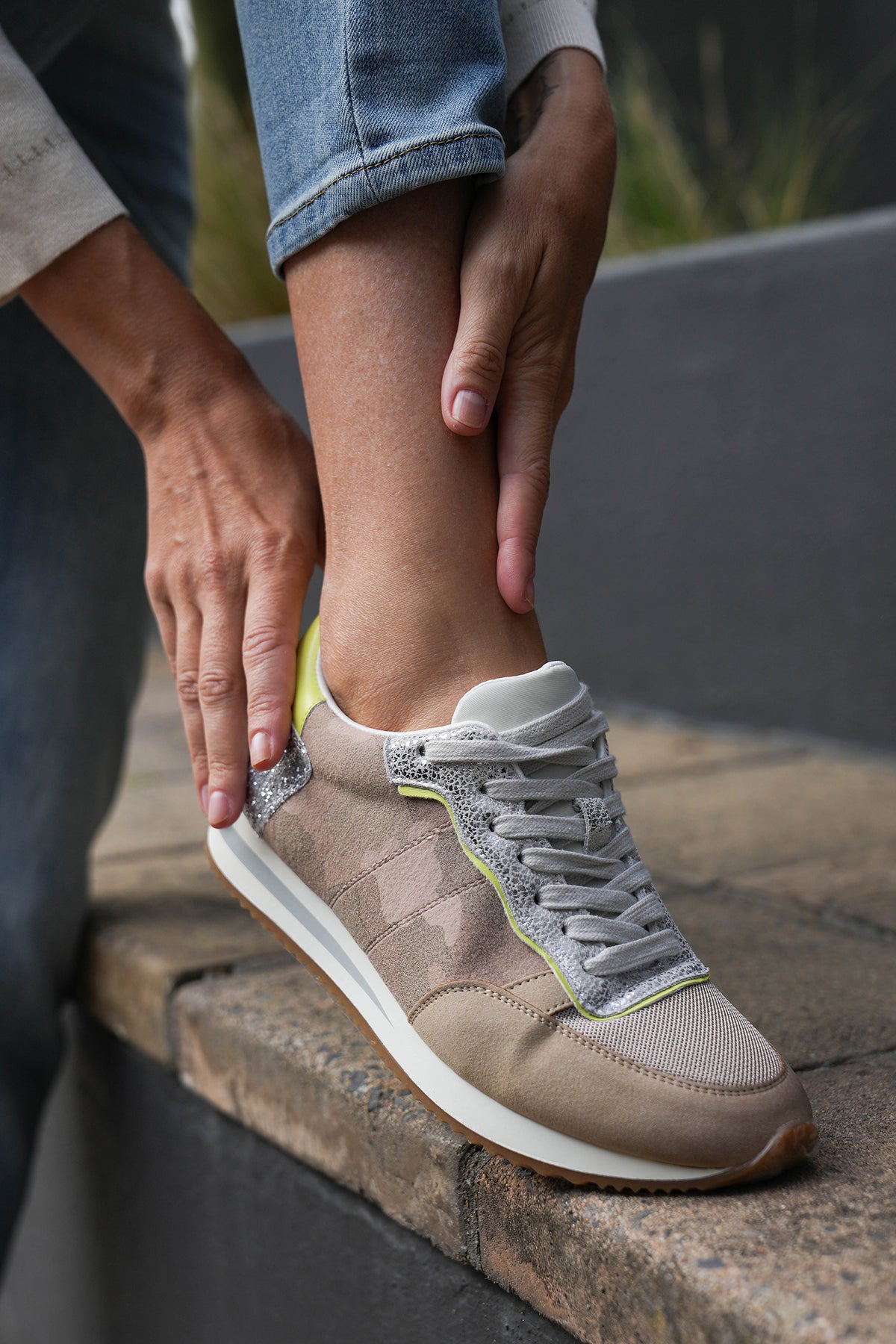 Yellow Camou Jessy Trainer