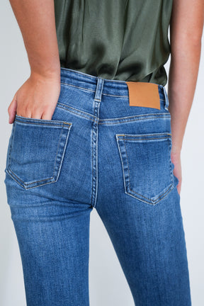 Slim Boyfriend Jean