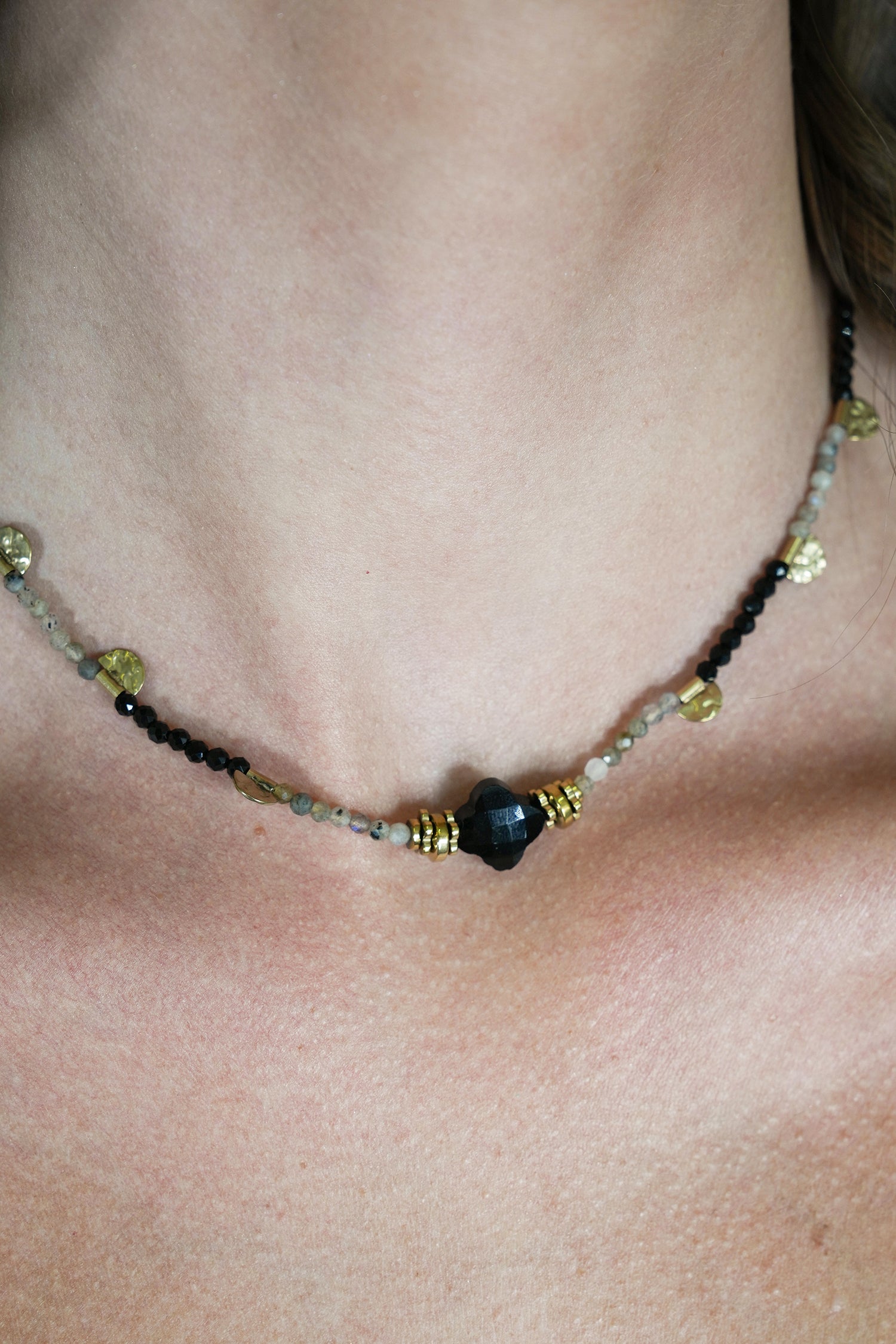Black Shelly Necklace