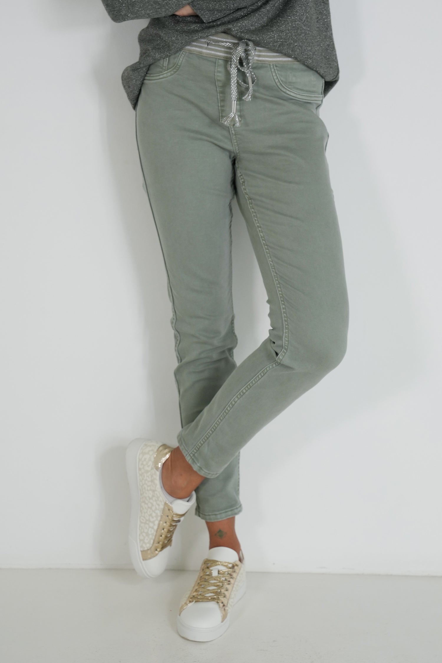 Olive Hibiscus Reversible Jean