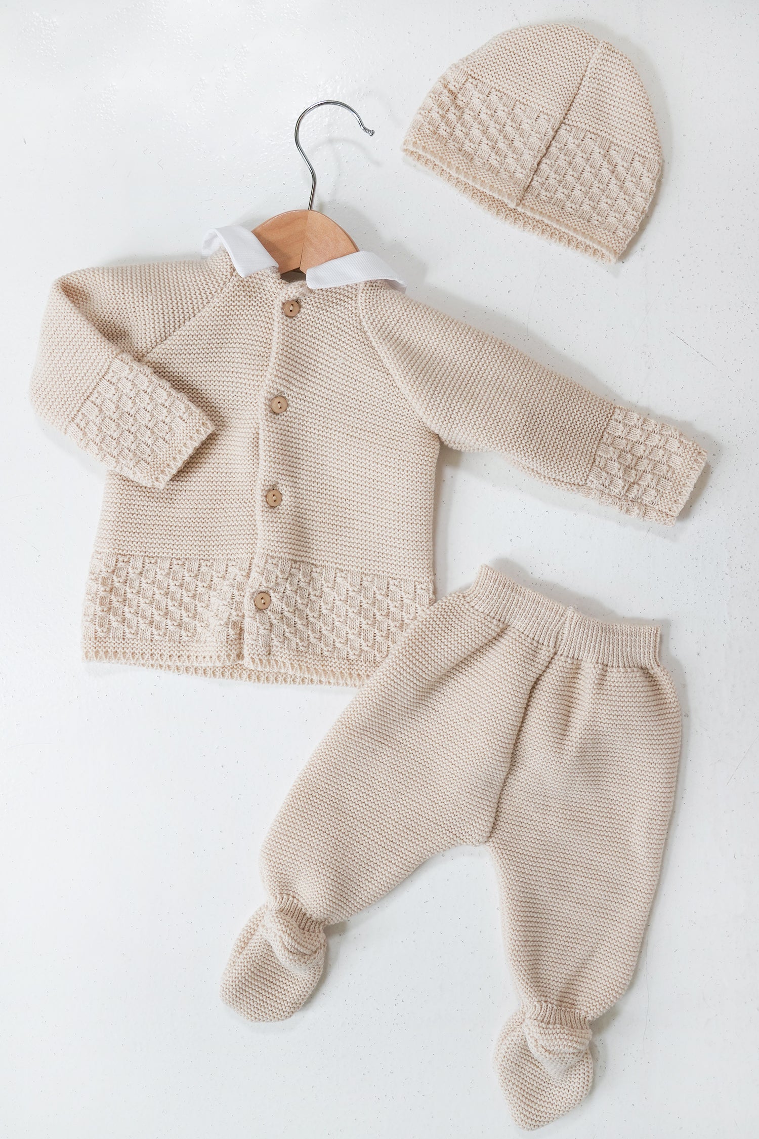 Beige Newborn Set