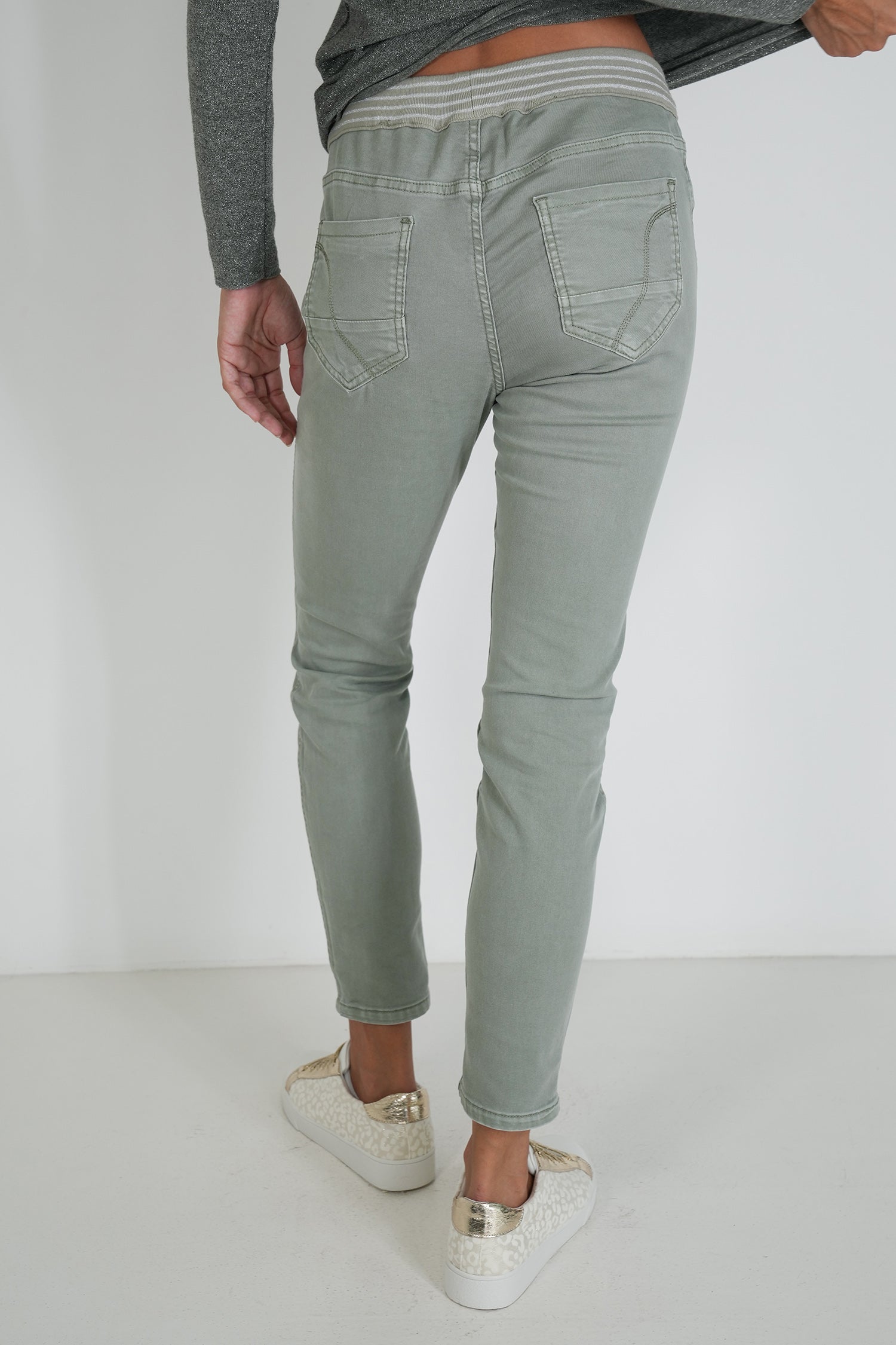 Olive Hibiscus Reversible Jean