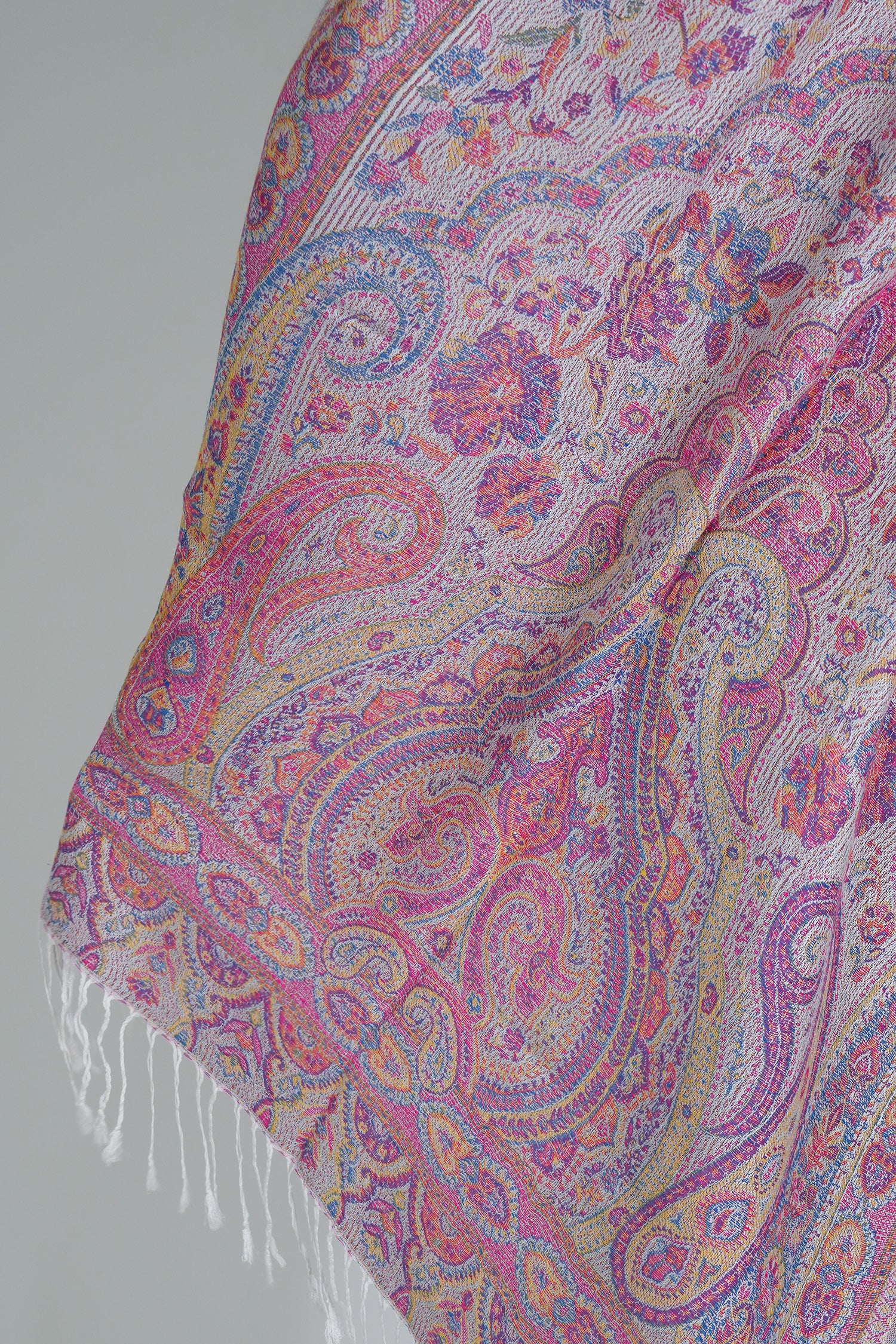 White Ruby Scarf
