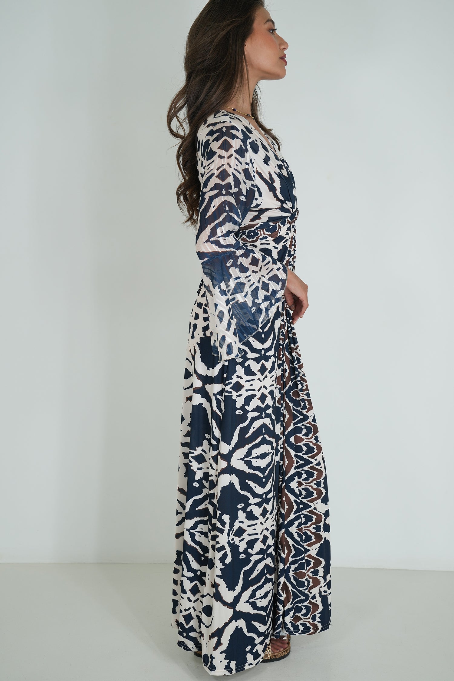 Navy and Cream Knot Dress With Sleeves