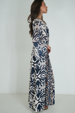 Navy and Cream Knot Dress With Sleeves