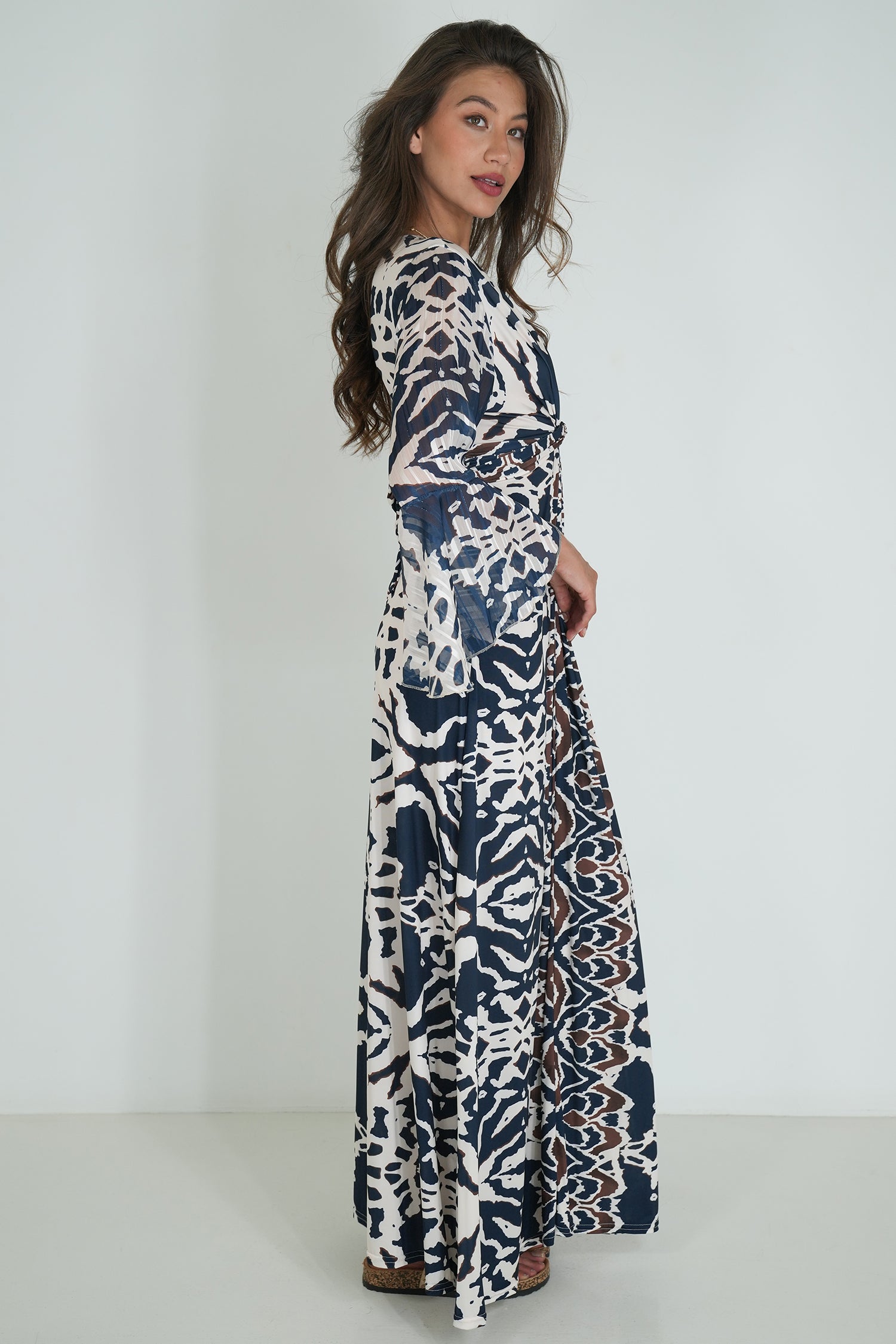 Navy and Cream Knot Dress With Sleeves