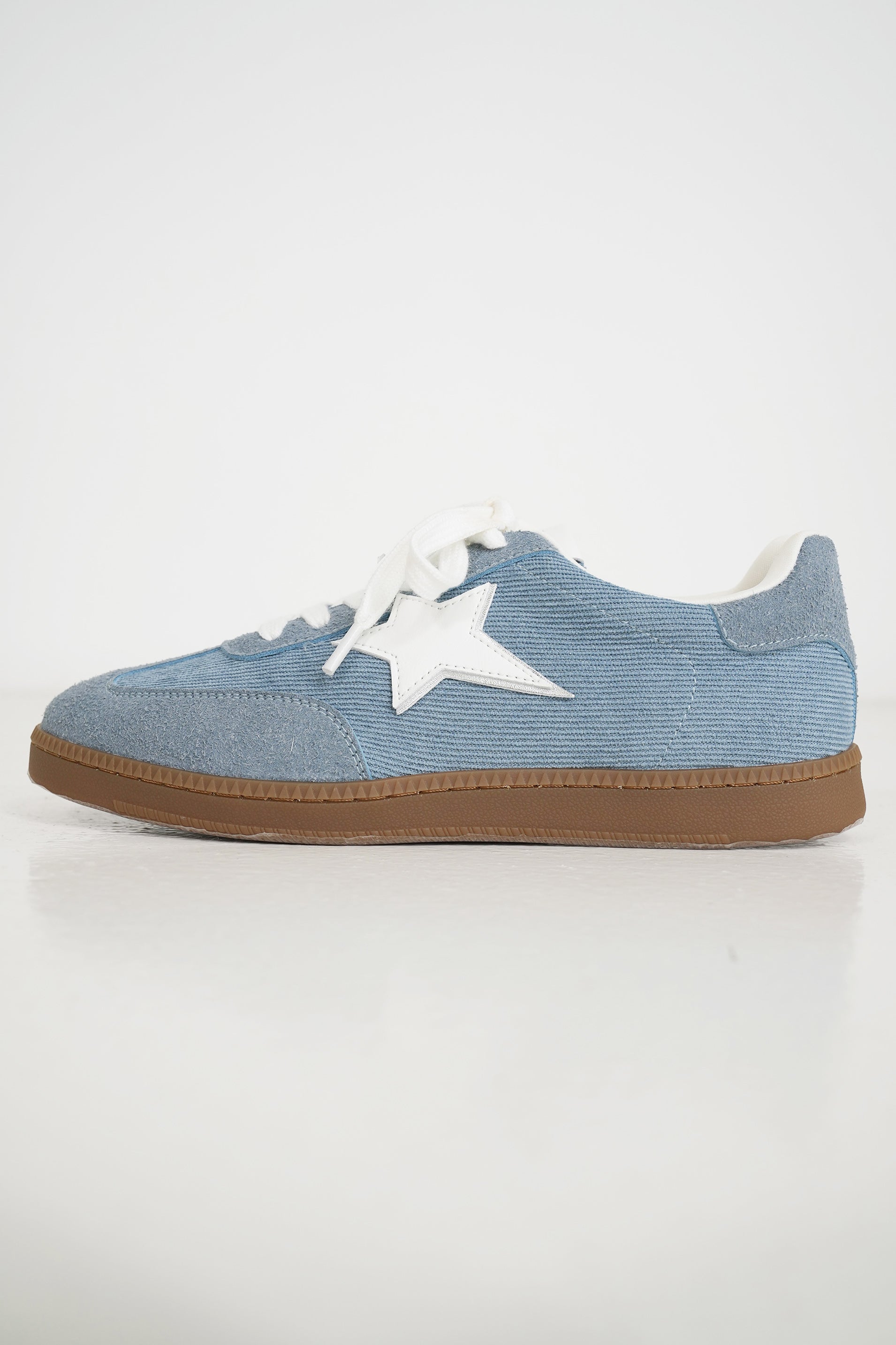 Blue Star Bowling Sneaker