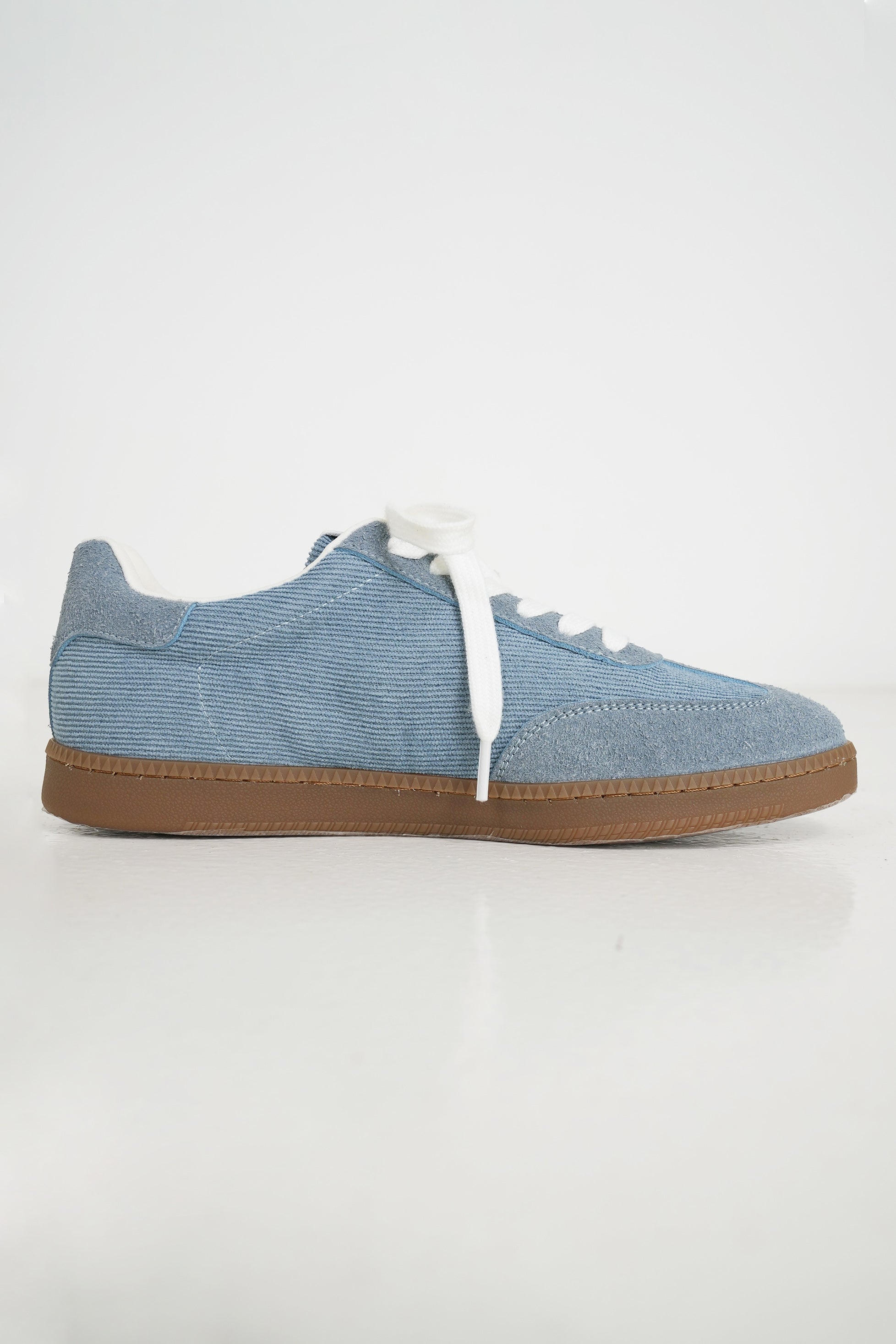 Blue Star Bowling Sneaker