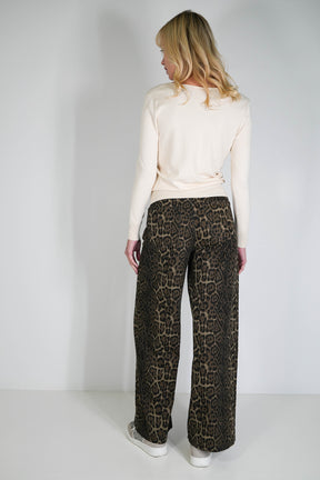 Winter Leopard Jean