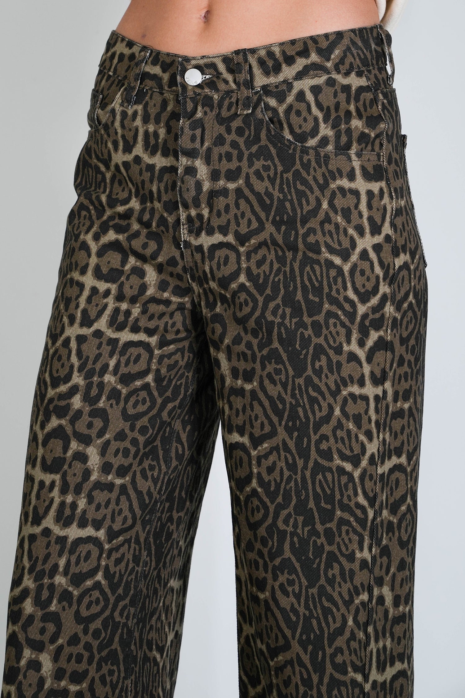 Winter Leopard Jean