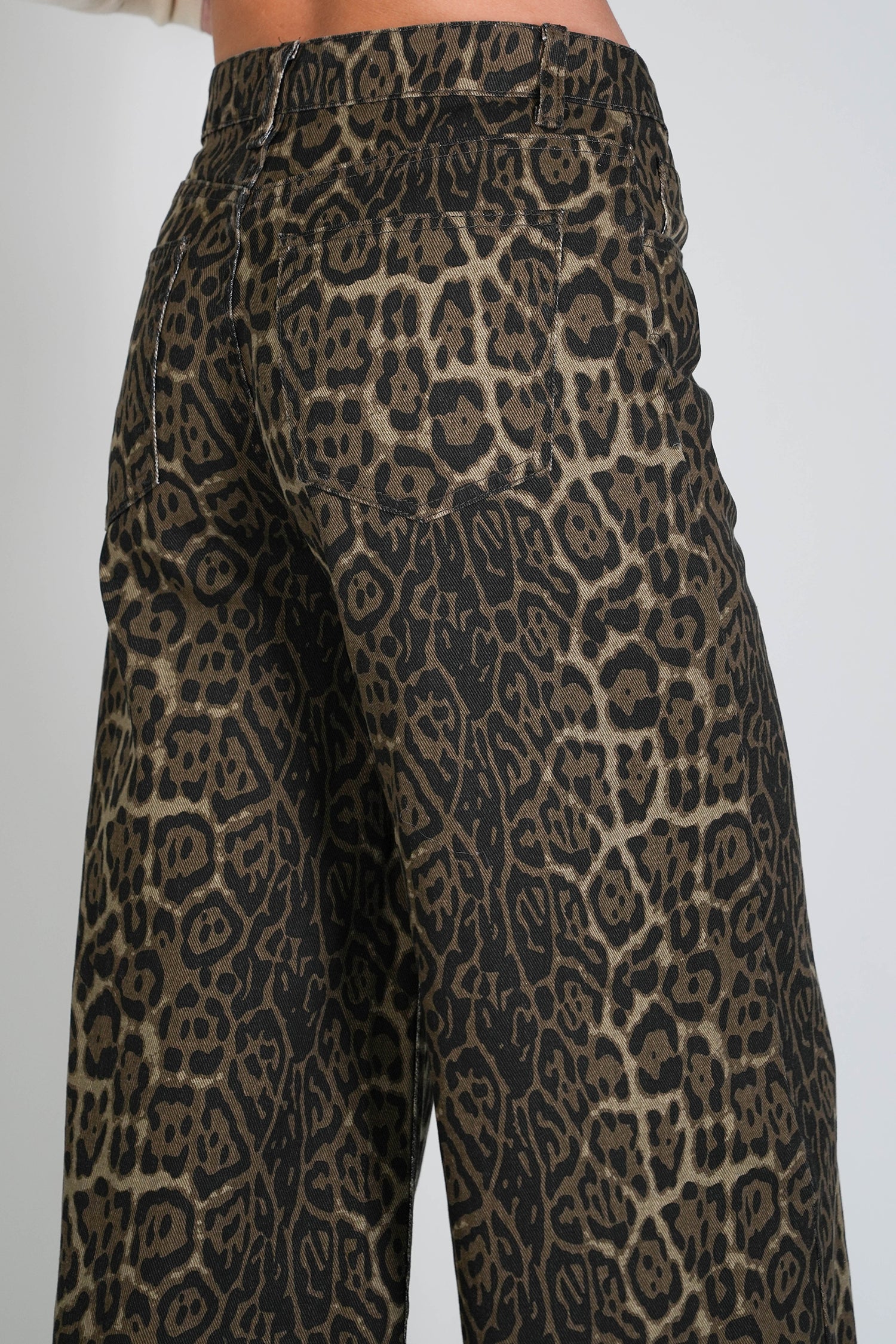Winter Leopard Jean