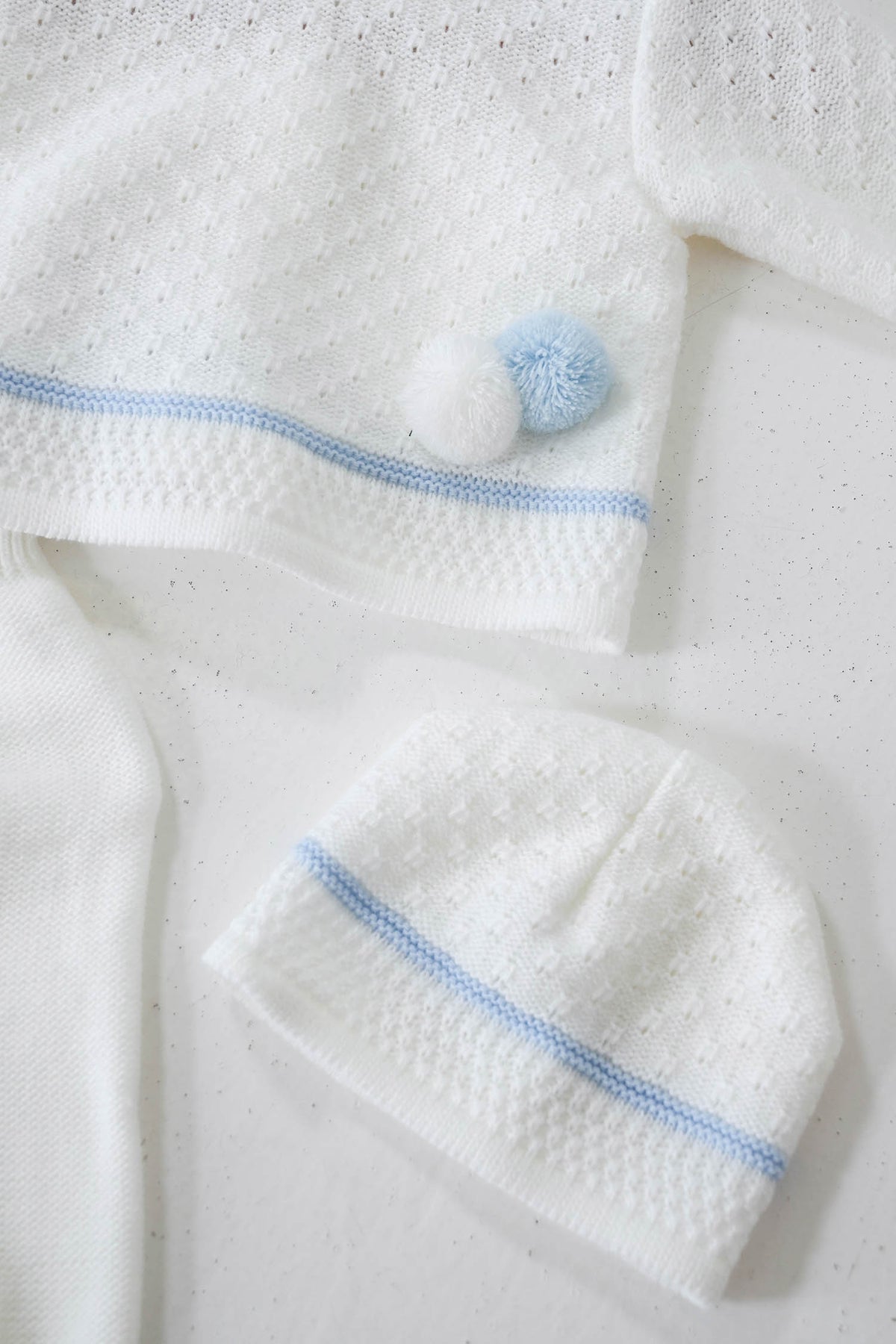White Blue Starter Knit Set
