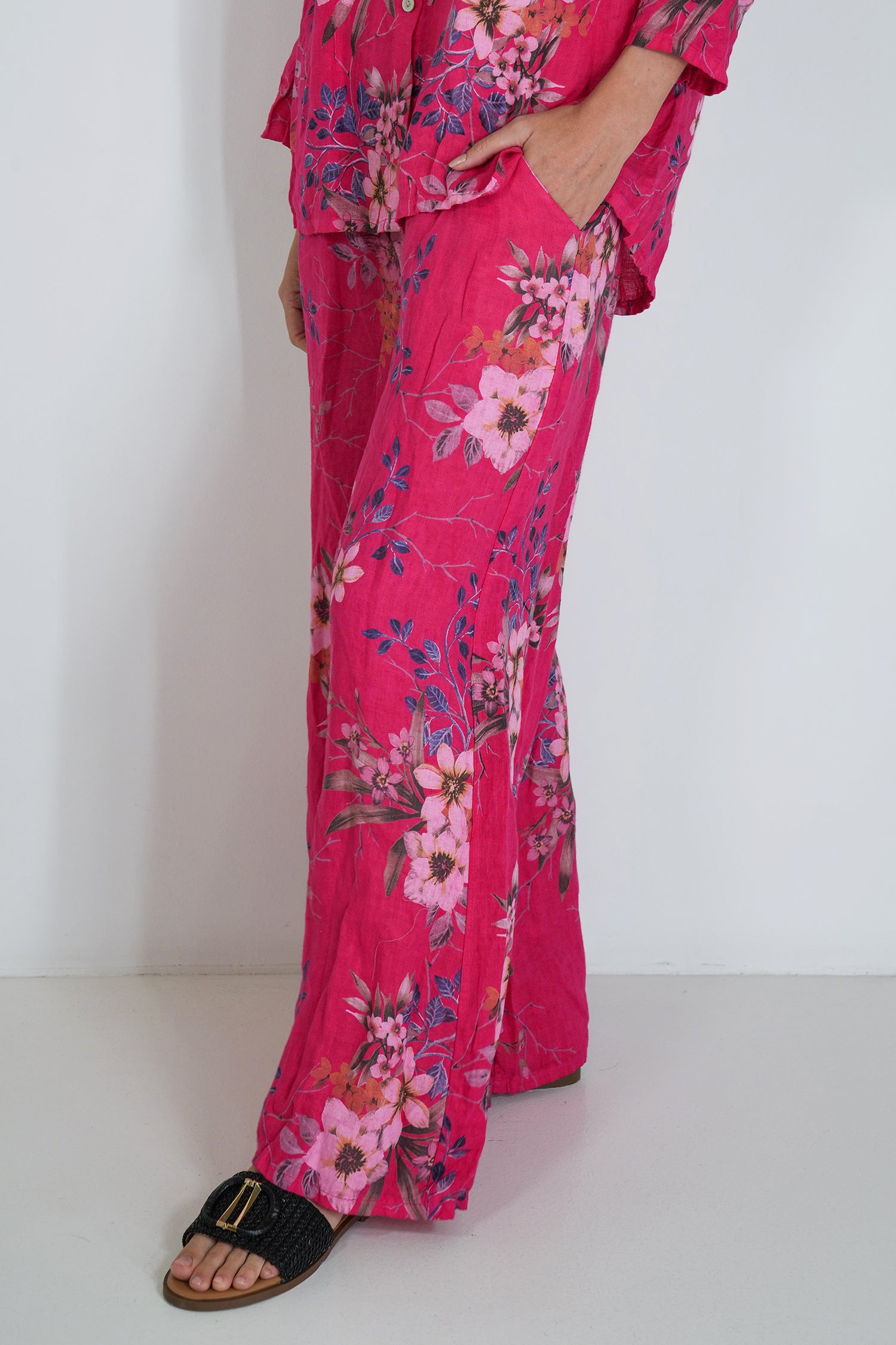 Cerise Meagan Linen Pant