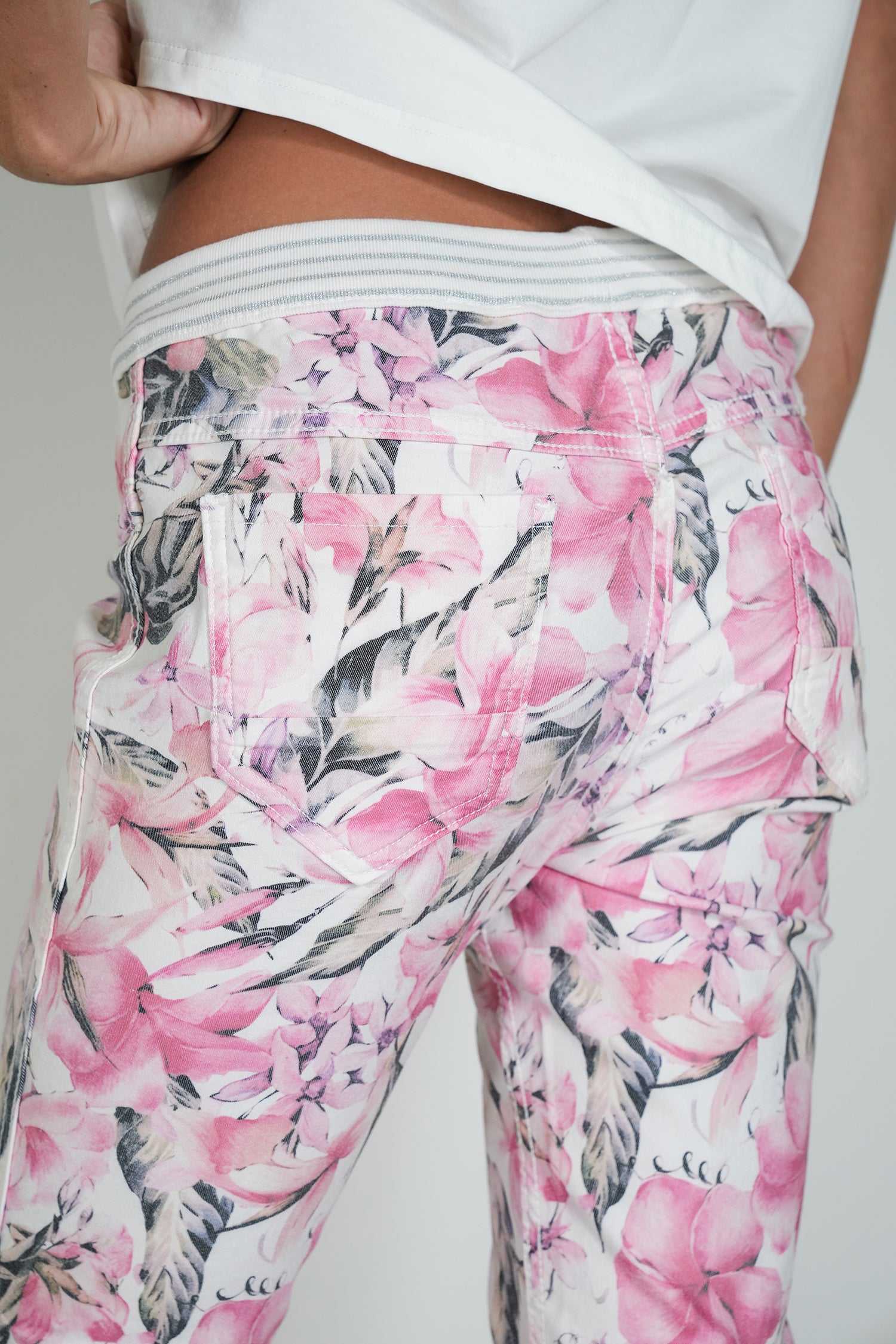 White Hibiscus Reversible Jean
