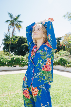 poppy_divine_bright_blue_pj_lifestyle1_somethingpretty